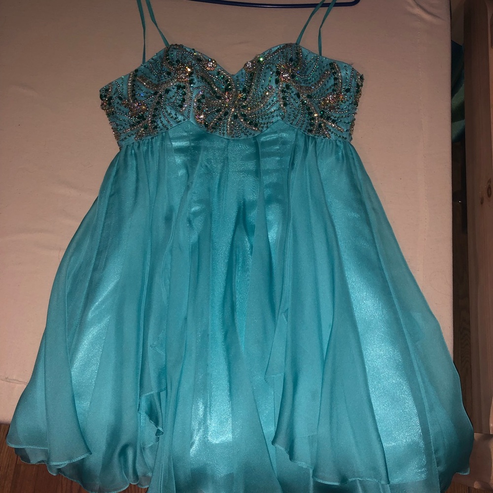 SHERRI HILL PROM DRESSS